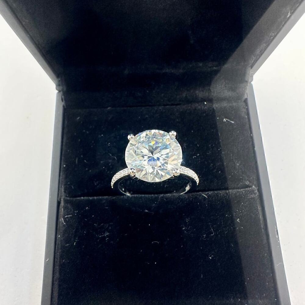 Moissanite Diamond Ring 3 Ct Engagement Wedding Round Cut Solitaire GRA Size 6 - Picture 11 of 11